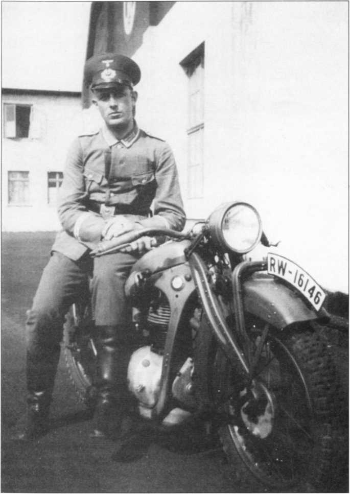 Мотоциклы Вермахта. Военное фото. Иллюстрация 145