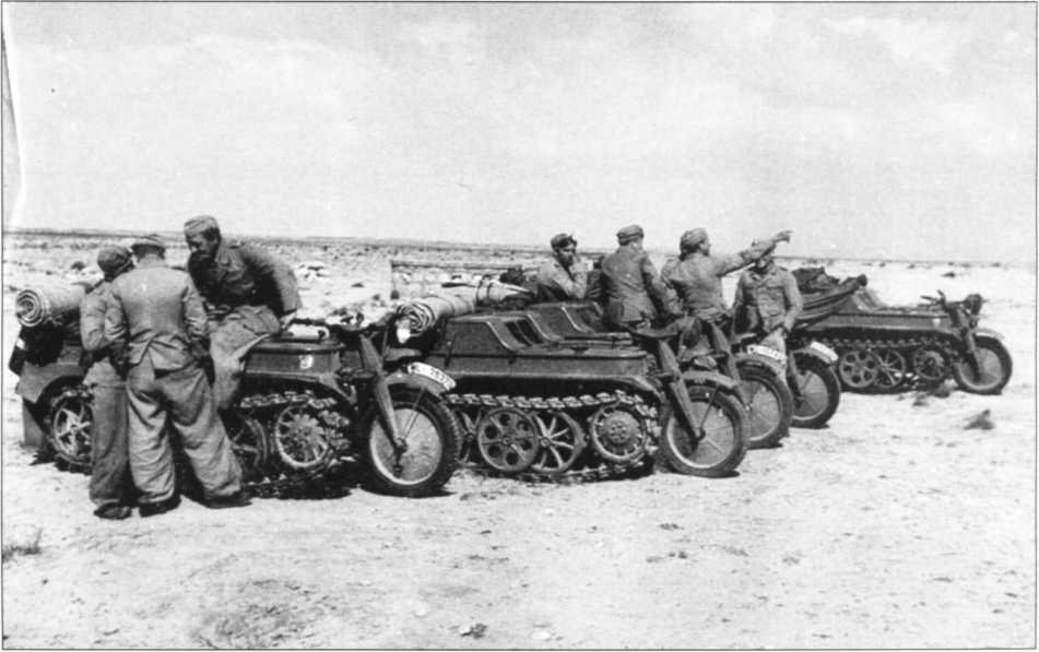 Мотоциклы Вермахта. Военное фото. Иллюстрация 124