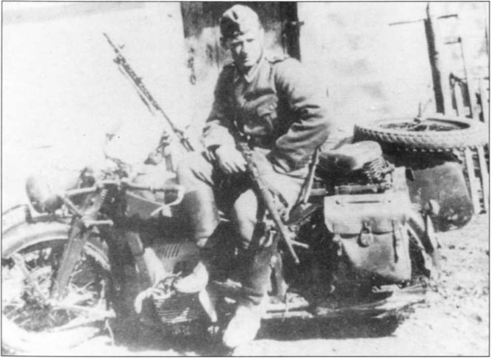 Мотоциклы Вермахта. Военное фото. Иллюстрация 211