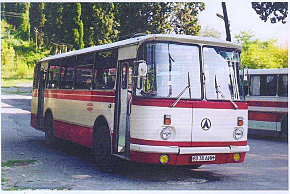 ЛАЗ-695Н. Журнал «Наши автобусы». Иллюстрация 15